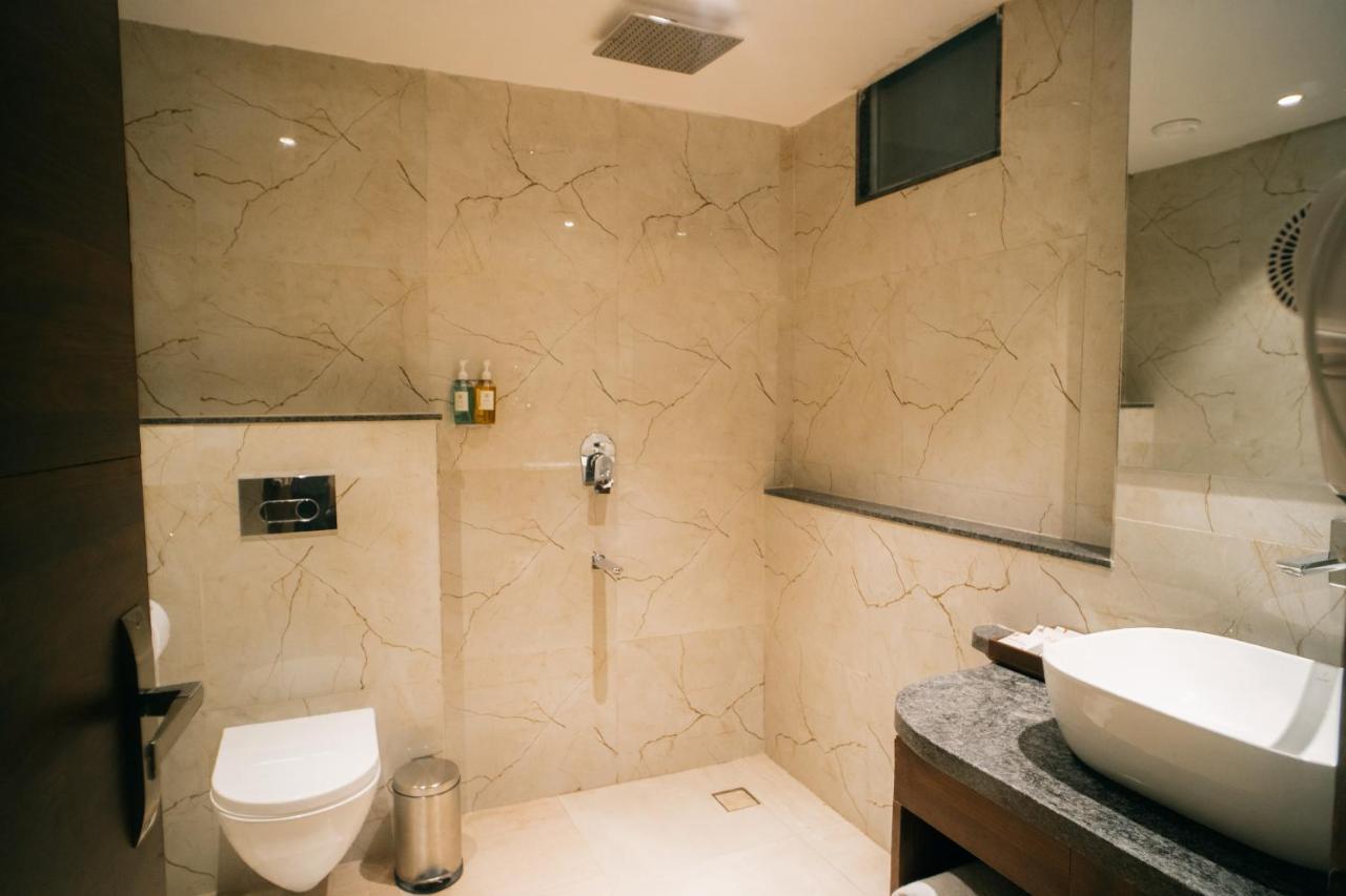 Playotel Premier Vijay Nagar Indore Exterior foto