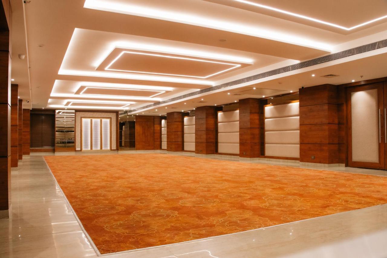 Playotel Premier Vijay Nagar Indore Exterior foto